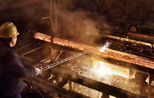 鋼鐵廠煙霧——焊接香蕉黄色电影